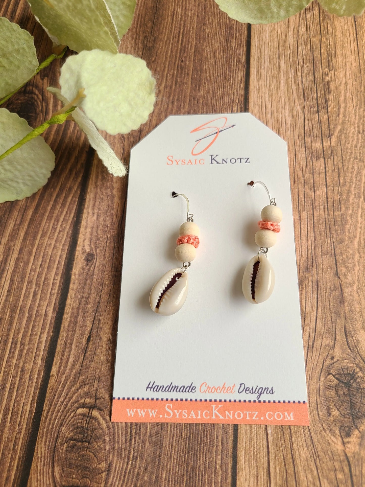 Petite Cowrie Shell SysaicKnotz