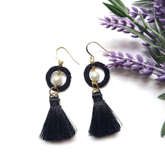 Black Tassel pearl dangle earrings