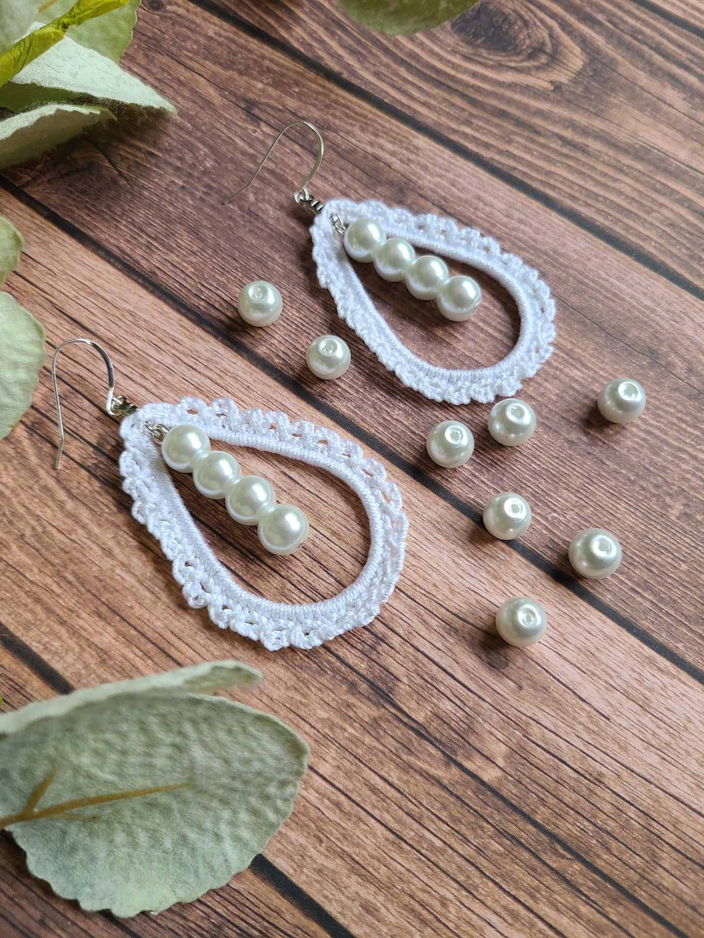 Handmade crochet earrings with pearls
